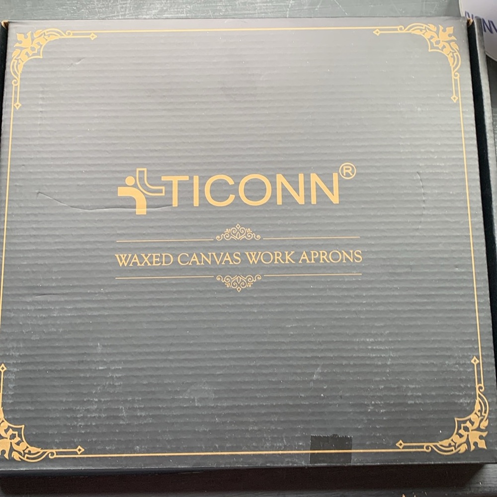 brown Tool Apron with Pockets in box 7 - Picture 2 of 7